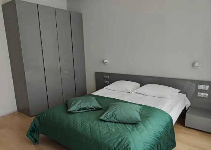 Silver Apartments - Ovo -Justincenter